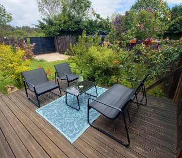 Le Massegros House | La cabane au fond du jardin