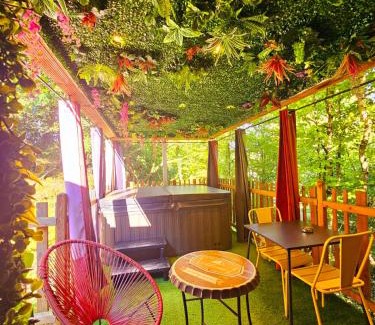 Illoud Cabin | La Cabane Enchanteresse