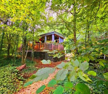 Illoud Cabin | La Cabane Enchanteresse