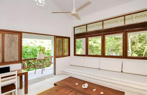 Baru House | La Caracola | 3BR in Native forest & Pvt Sea
