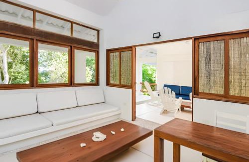 Baru House | La Caracola | 3BR in Native forest & Pvt Sea