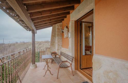 Cardenuela Riopico House | La Cardeñuela