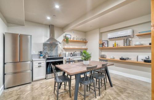 Mississippi District Apartment | La Casa Blanca en Mississisppi - 95 WalkScore