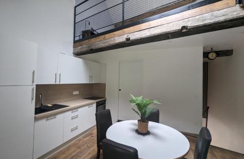 Sombernon House | La casa Bosch
