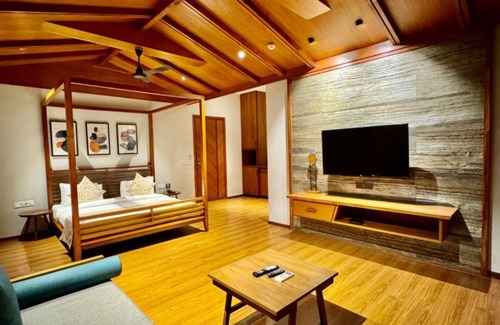 Palsana Hotel | LA CASA. CLUB & RESORT