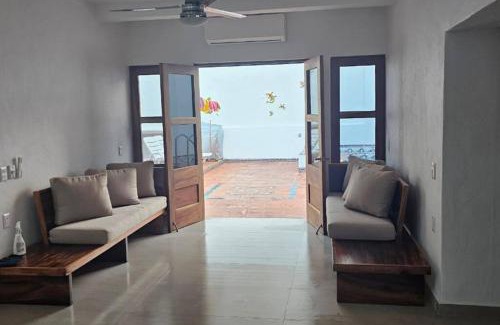La Manzanilla House | La Casa de Beto