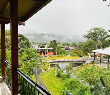 Mindo Hostel | La Casa de Cecilia Mindo