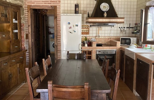 Valle de Mena House | La Casa de Fefita (Stone house in a privileged environment 35 km from Bilbao)