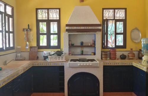 Piste House | La casa de piedra y colores