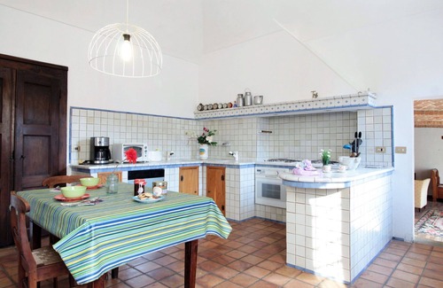 Brozolo House | La Casa Dei Nonni, House With Private Pool, Torino