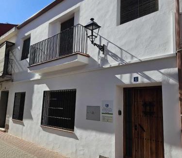 La Puerta de Segura Apartment | La Casa del Cartero By Travel Home