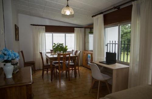 Sigueiro House | LA CASA DEL RÍO - A 13 kilómetros de Santiago