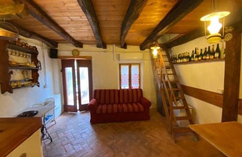 Castello d'Aviano Apartment | La casa della nonna