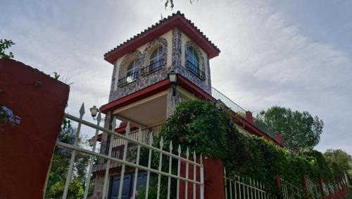 El Castillo de las Guardas House | LA CASA GRANDE