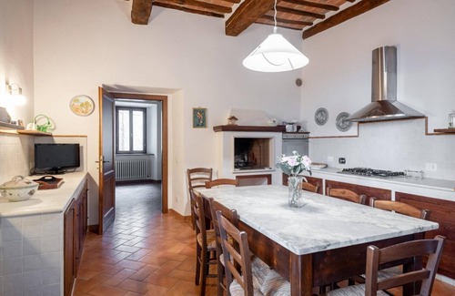 Panicale House | LA CASA IN PIAZZA