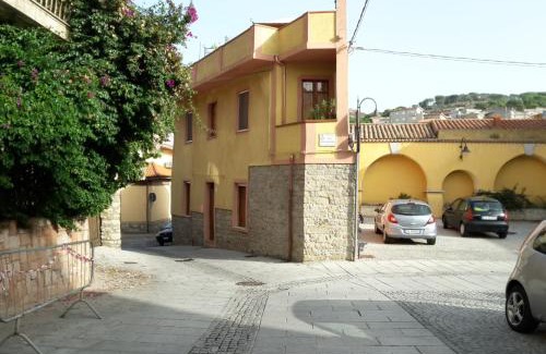 Arbus House | La Casa Rosada Arbus
