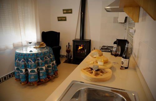 Perales del Puerto House | La Casina de Micaela