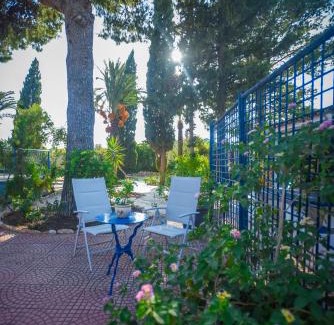 Los Banos de Fortuna House | la casita de invitados
