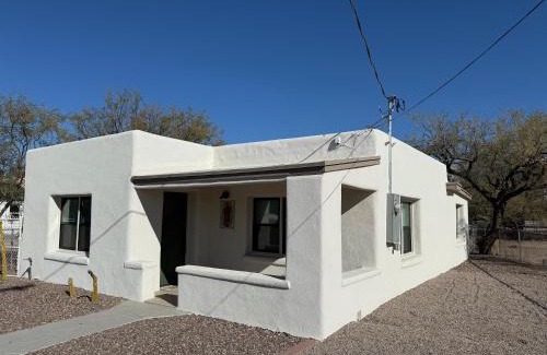 Downtown Tucson House | La Casita del Membrillo
