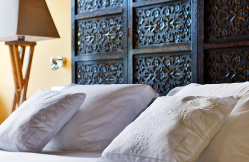 Villabajo Hotel | La Casona del Viajante - Adults Only
