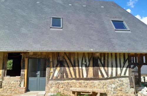 Saint-Christophe-sur-Conde House | La Charretterie Cœur du village typique Normand