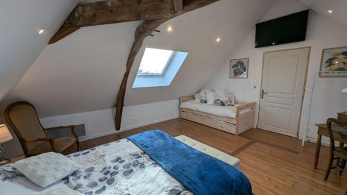 Saint-Pierre-Montlimart Bed & Breakfast | La chambre d'Hôtes Élimery