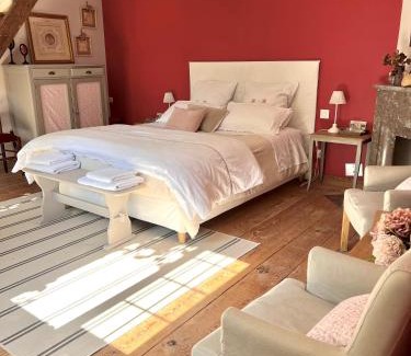 La Noe-Poulain Bed & Breakfast | La Chambre d'hôte de Manou en Normandie