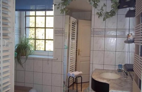 Rasey Bed & Breakfast | La Charmante