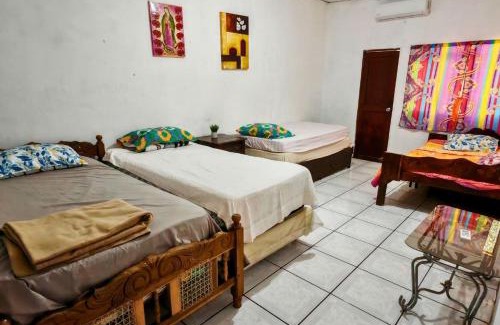 Izalco House | La Chingada, casa de campo, Atecozol