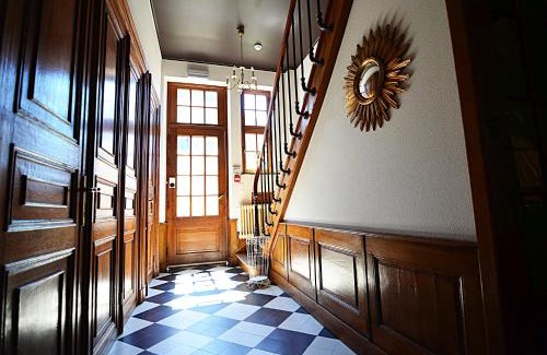 Neufchateau House | La Citadine