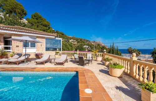 Aduanas Villa | La Cofa