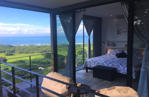 Javilla Hotel | La Colina Pura vista
