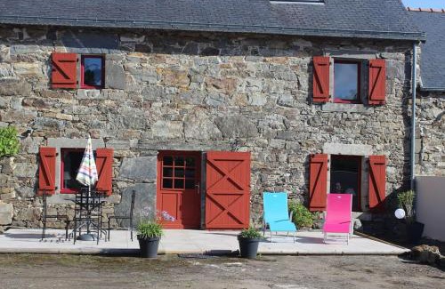 Irvillac House | La Colline Aux Écureuils