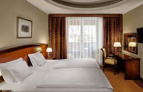 Szilvasvarad Hotel | La Contessa Castle Hotel
