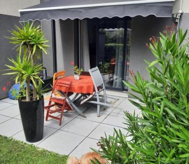 Benouville House | la conviviale
