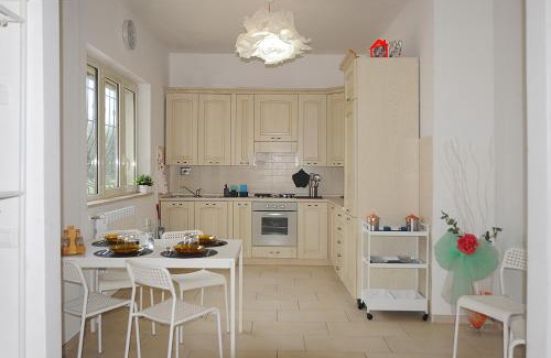 Villanova Villa | La cornice di Tivoli