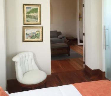 La Mariscal Hotel | La Coupole Hotel