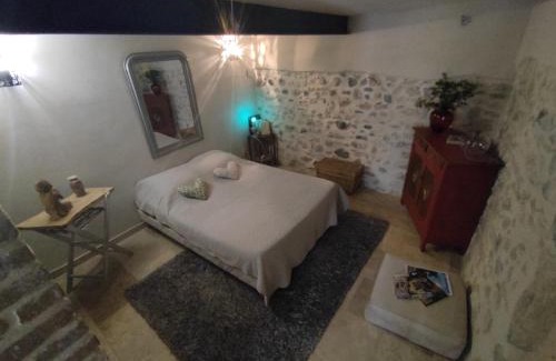 Viviers Bed & Breakfast | La croisée des destins