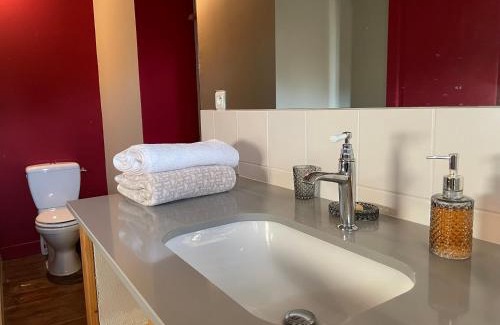 Chapdeuil Bed & Breakfast | LA CROIX DES GRANGES