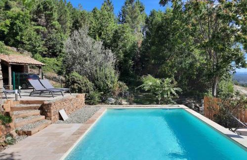 Chassiers House | La Croix Dupuy