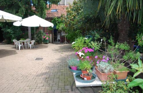 Rosta Bed & Breakfast | La Curandera