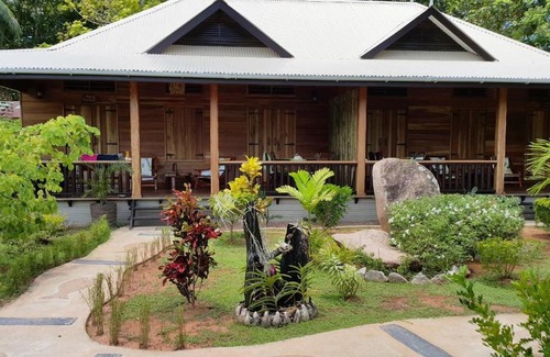 La Passe Villa | La Digue Holiday Villa