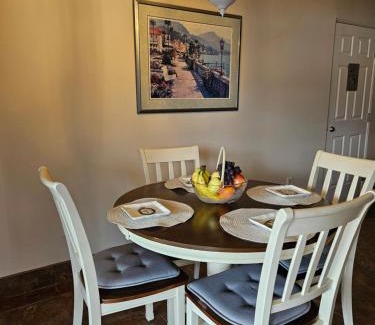 Okanagan-Similkameen House | La Dolce Vita B and B