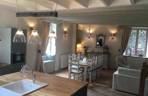 Montreuil-Bellay House | La douceur Angevine