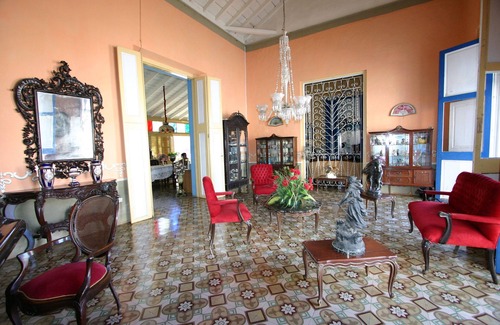 Remedios House | La Estancia Hostal