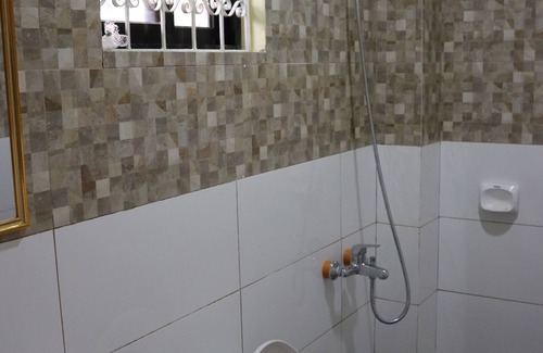 Oslob House | La Fela Pension House