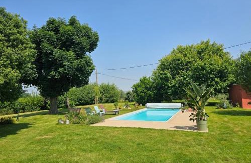 Cruzilles-les-Mepillat Bed & Breakfast | La ferme de Cruz chez Lisa