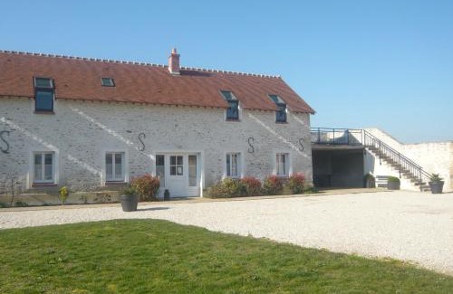 Prunay-en-Yvelines House | La Ferme de Presles
