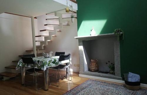 Borgo San Leonardo House | La Fiascona, grazioso monolocale soppalcato, Bergamo centro