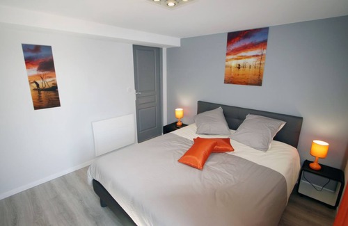 La Tour-Blanche-Cercles Bed & Breakfast | La Fin De La Faim